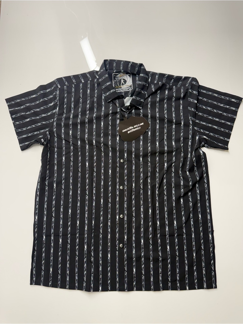 Retro Rifle - Men's Button Down - Special Agent Black Short-Sleeve XXL